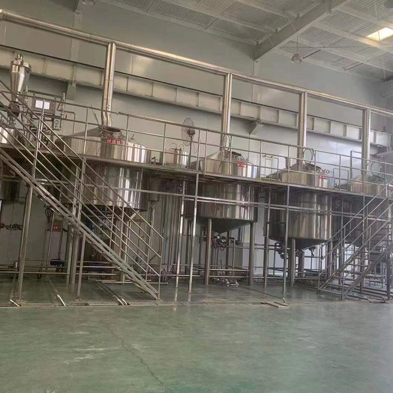 红旗精酿啤酒设备厂—平面布置、设备设计、制造、调试、培训等一条龙服务_COPY
